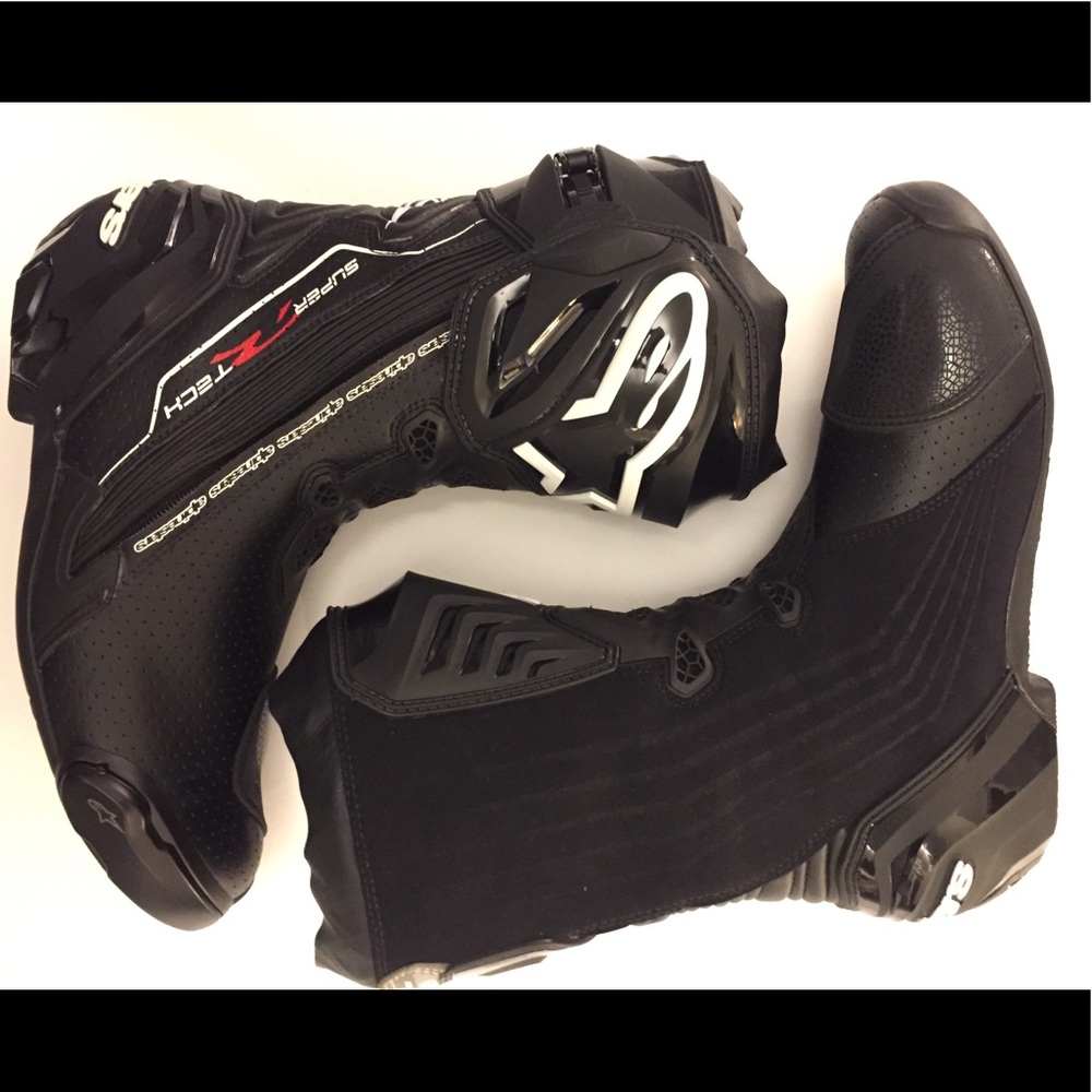 SOLD. Men’s Alpinestars Supertech-R Racing Boots - Picture 2 of 8